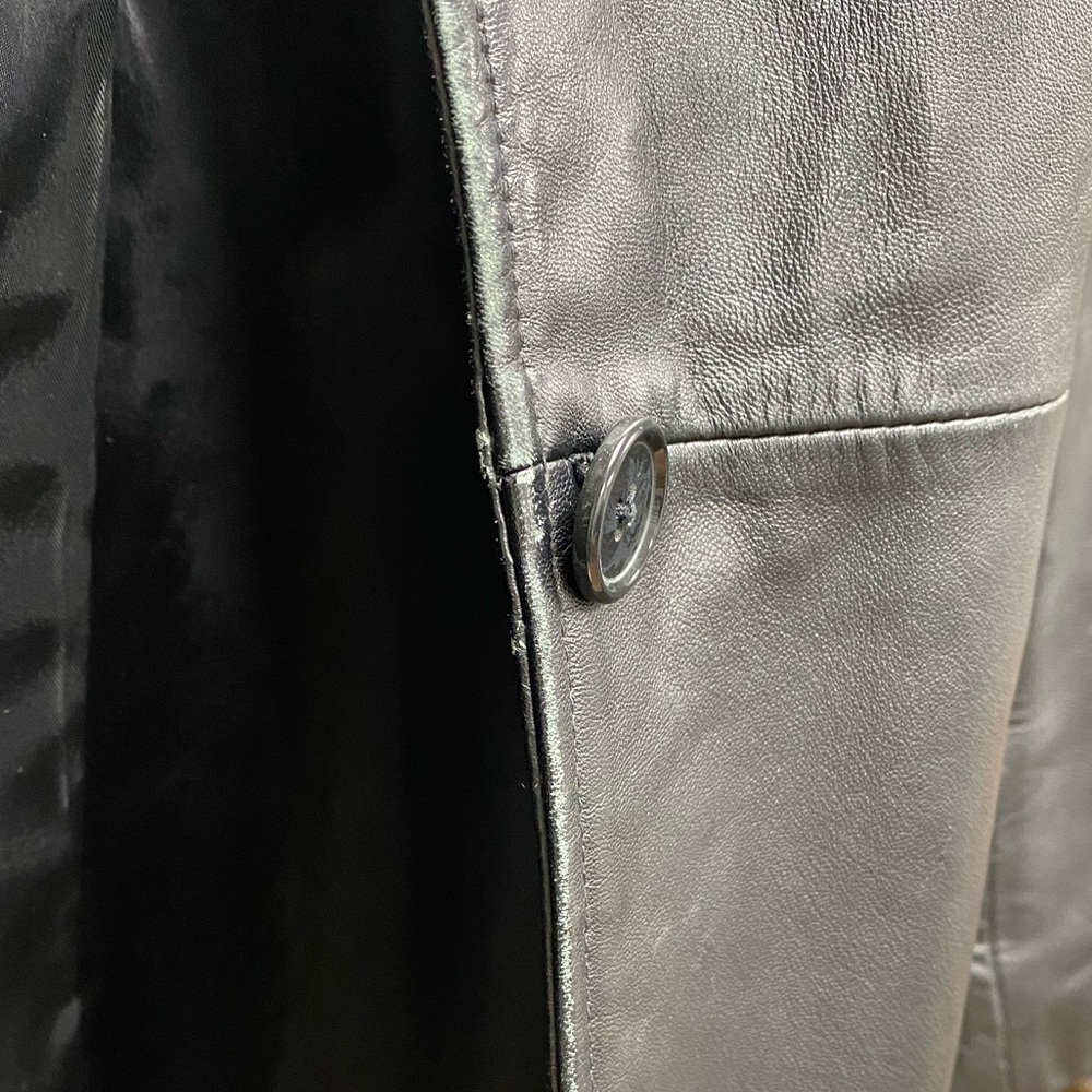 Leather Jacket - Picture 4 of 7